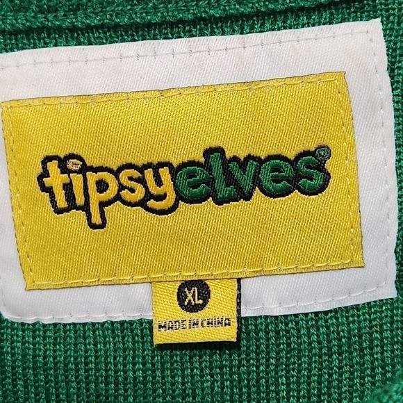 Tipsy Elves Ugly CHRISTMAS TREE SWEATER GARLAND OVERSIZED
Women's XL - Picture 7 of 7